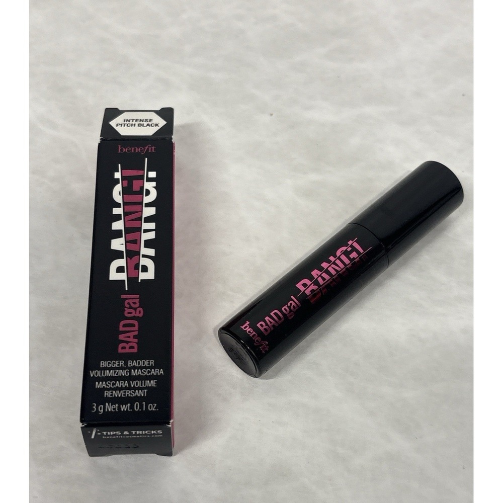 Benefit BADgal BANG Volumizing Mascara Mini 3 g / 0.1 oz New Intense Pitch Black
